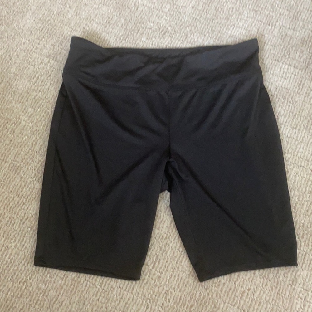 Wild fable biker shorts in black